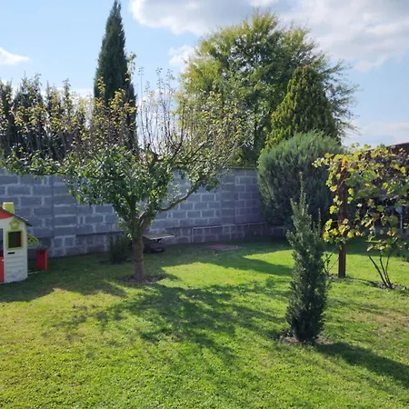 Apartament Szigetkoez *